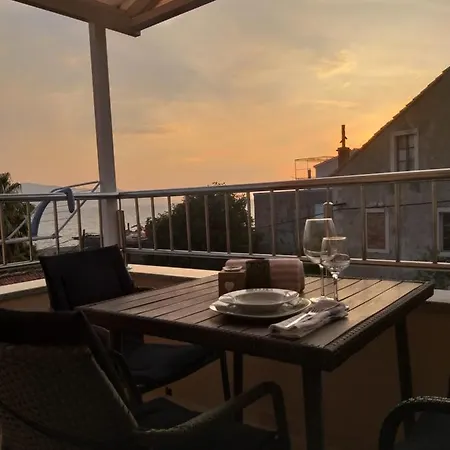 Apartment Kolombo Gradac (Split-Dalmatia)